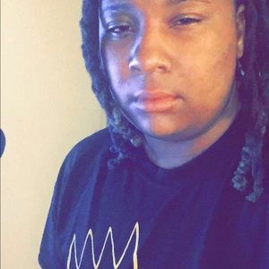 Meet your Posher, Jazmine